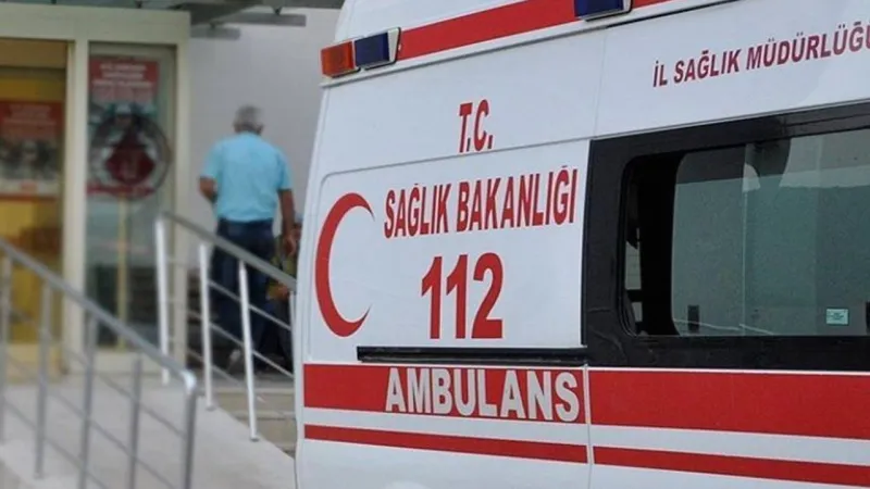 AKP'li belediye başkanı trafik kazası geçirdi