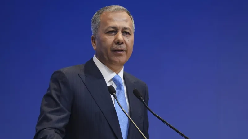 Bakan Yerlikaya Karayolları Trafik Kanunu'nda yapılacak değişiklikleri anlattı