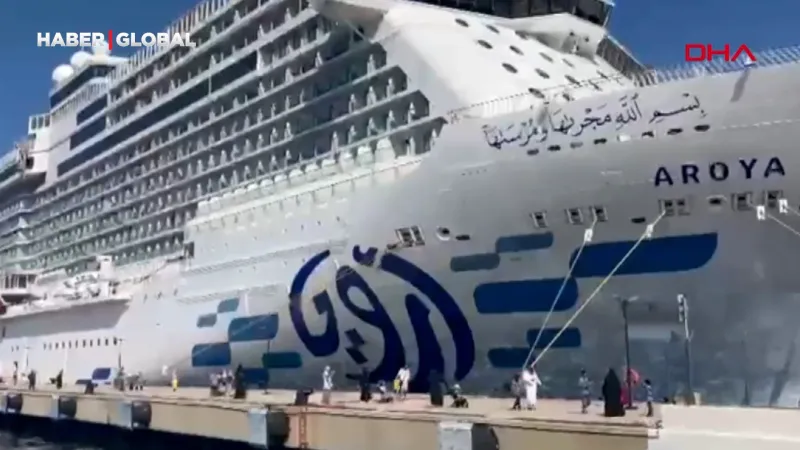 Bodrum'a Turist Akını! Kruvaziyer Gemisiyle 1646 Turist Geldi