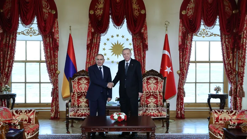 Cumhurbaşkanı Erdoğan Ermenistan Başbakanı Paşinyan'ı kabul etti