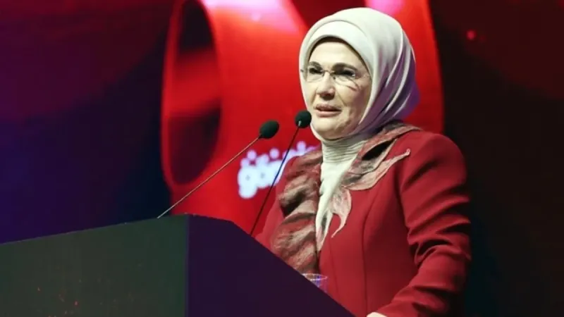 Emine Erdoğan Karabağ Atları gösterisine ilişkin paylaşımı: Bir milletin kültürü, diğerinin yüreğinde yankı buldu