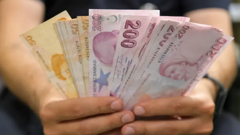 EYT 4A, 4B, 4C emeklilerine can suyu olacak! 14.469 TL maaş alanlara VakıfBank, ING, TEB, QNB'den promosyon fırsatı