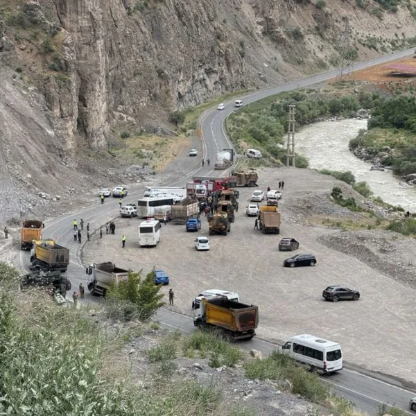 Hakkari'de Askeri Araç Devrildi! 12 Yaralı Asker, Son Durum Ne?