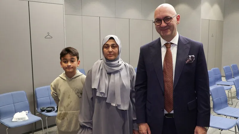 Hamileyken böbrek kanseri olduğunu öğrendi, hayatı değişti: "Hem bebeğim, hem böbreğim kurtuldu"