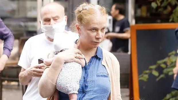 66 yaşında 10. çocuğunu dünyaya getiren kadın sağlık sırlarını açıkladı