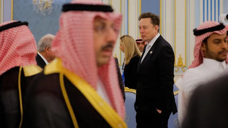 Elon Musk Suudi Arabistan'da! Dev Teknoloji Zirvesi