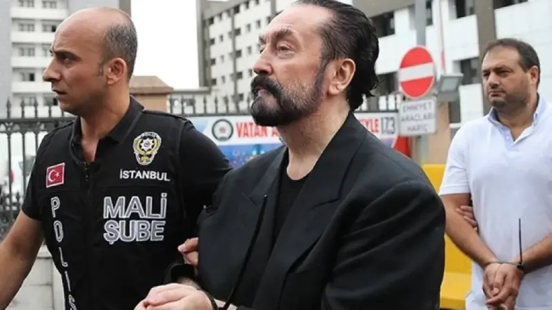 Adnan Oktar Davasında Şok Karar! Dolandırıcılık ve Aklamadan Beraat!