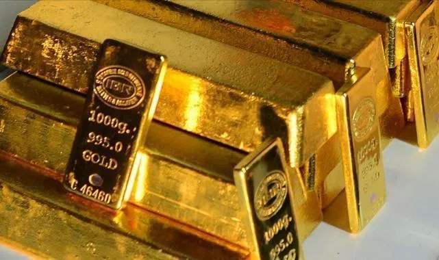 Altın Fiyatları Çakıldı! Yatırımcılar Ne Yapmalı? İşte Son Durum