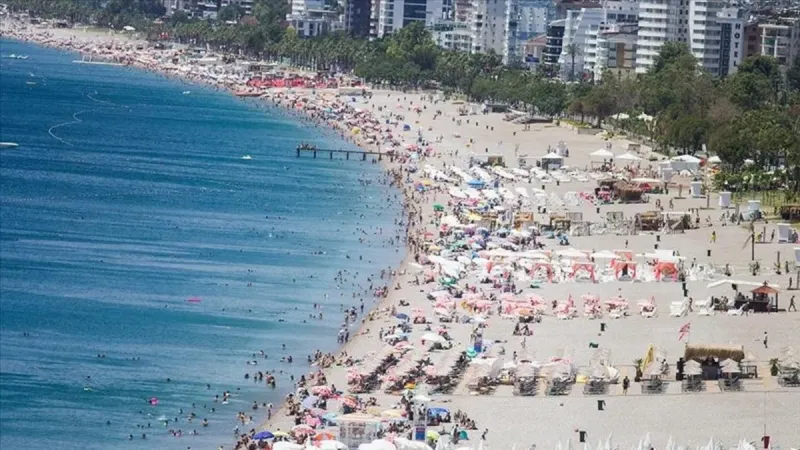 Antalya'da Turizm Patlaması! Nisan Ayında Rekor Üstüne Rekor!