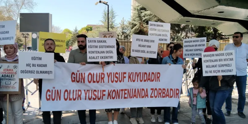 Atanamayan Öğretmenler İsyan Etti! MEB Önünde Neler Yaşandı?