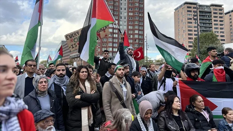 Berlin'de Filistin'e Destek: İsrail Protestoları Alevlendi!