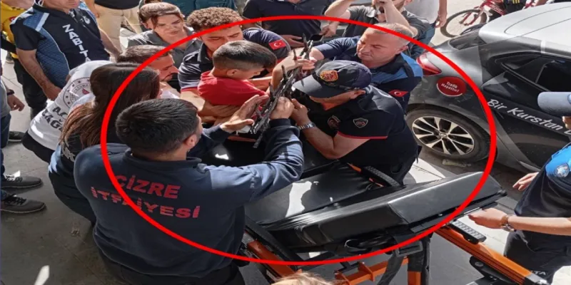Dut Yerken Kaza! 8 Yaşındaki Çocuğun Eli Demire Saplandı!