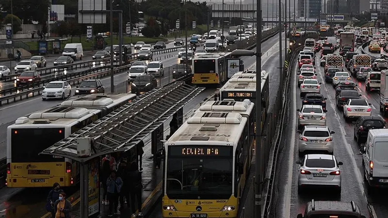 İstanbul'da 1 Mayıs Müjdesi! Toplu Taşıma Bedava mı Oldu?
