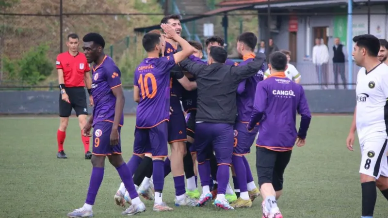 Karabük’te Amatör Yarı Finalde Gerilim: Maçta Tartışmalar, Dışarıda Güvenlik Önlemleri