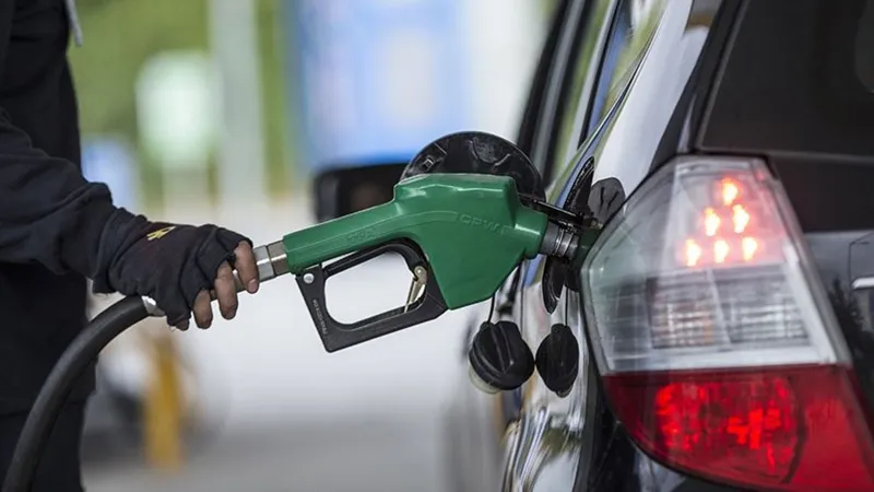 Motorine Bomba Zam! İşte Benzin ve LPG'de Son Fiyatlar