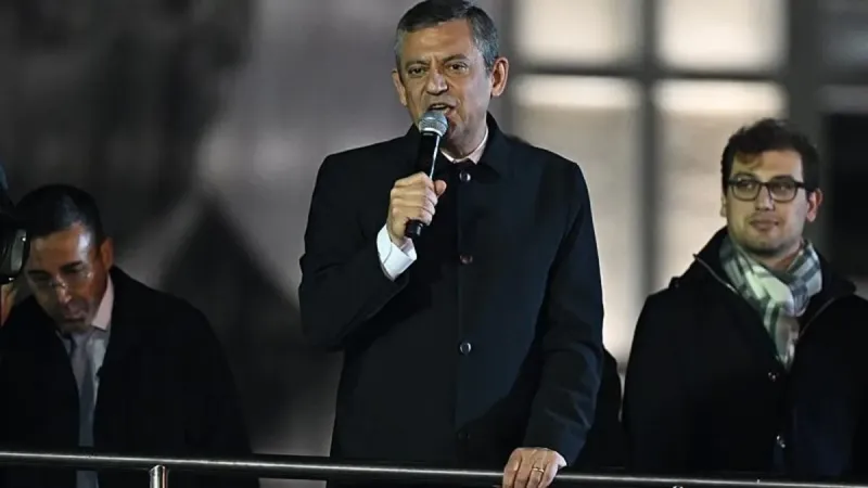Özgür Özel BBC'ye konuştu: Starmer'dan İmamoğlu için müdahale istedi