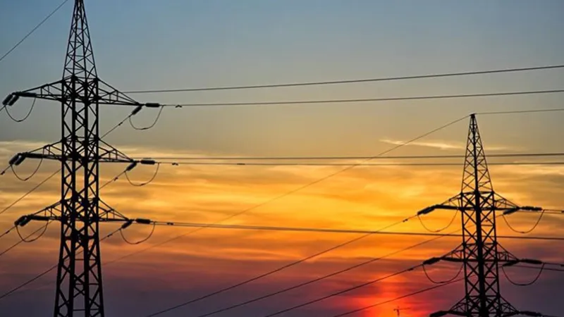 Elektrik Fiyatları Çıldırdı! Yarın Elektriğe Zam Mı Geliyor?