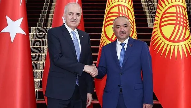 Kurtulmuş'tan Türk Dünyası Çıkışı: 300 Milyonluk Yeni Güç!