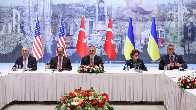 Türkiye'nin Barış Diplomasisi: Rusya-Ukrayna İstanbul'da Buluştu!
