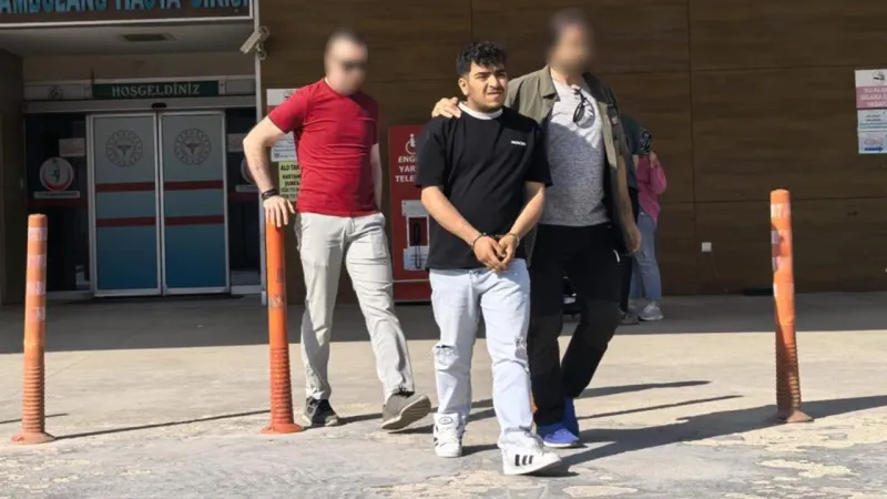 'Sigara paketimi düşürdün' kavgası kanlı bitti!