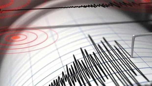 Çanakkale Sallandı! Ayvacık'ta Deprem Paniği