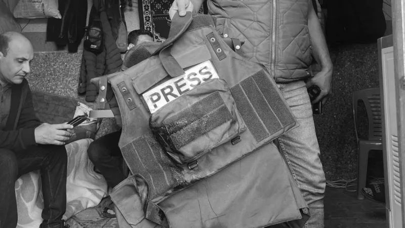 Soykırımcı İsrail'in Gazze'ye düzenlediği saldırılarda ölen gazeteci sayısı 221'e yükseldi