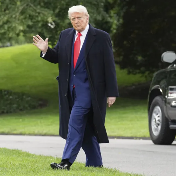 Trump'tan Şok Hamle! Gümrük Vergisi Savaşı Yüksek Mahkemede mi?