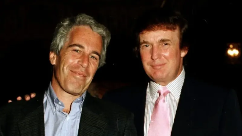 Trump'tan Epstein'e müstehcen mektup! İmzası ve çizimleri tartışma yarattı