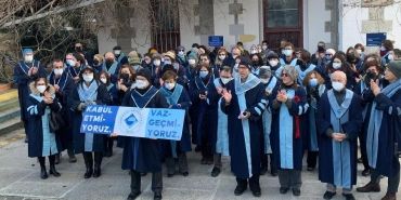 bogazici-universitesinde-3-dekanin-gorevden-alinmasina-tepki-uHNhMZLa.jpg