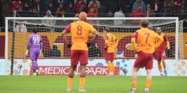 galatasaray-taraftarini-kahreden-tablo-t37386yG.jpg