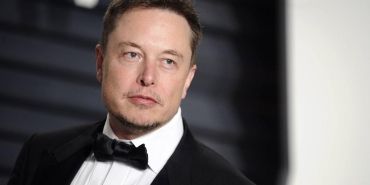 elon-musk-gonlunu-avustralyali-aktriste-kaptirmis-iste-natasha-bassett-cuGlEMFI.jpg