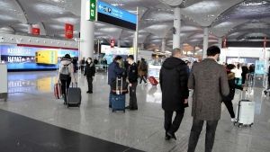 istanbul-havalimaninda-bir-salgin-tedbiri-kaldirildi-VYXGhnza.jpg