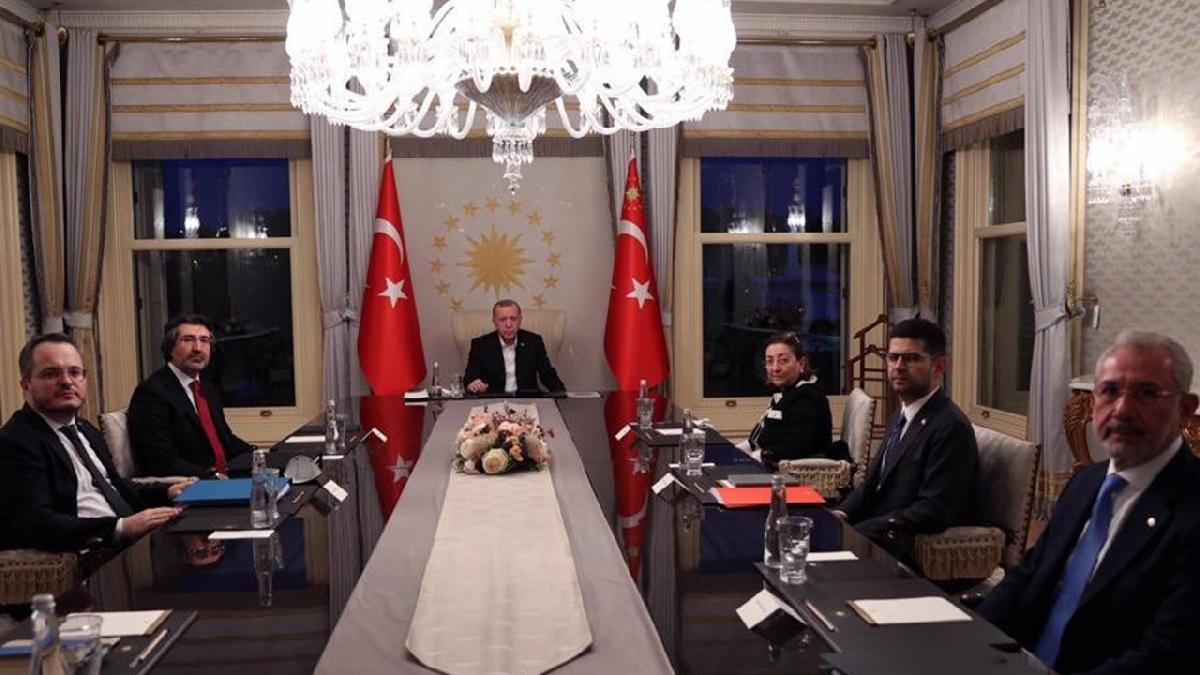 turkiye-varlik-fonu-erdogan-baskanliginda-toplandi-wRMsBweH.jpg